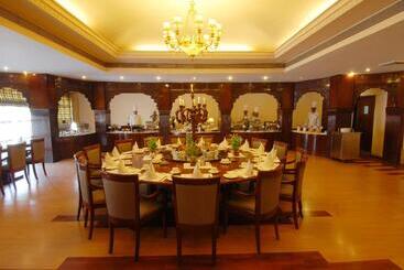 هتل Taj Gorbandh Palace, Jaisalmer