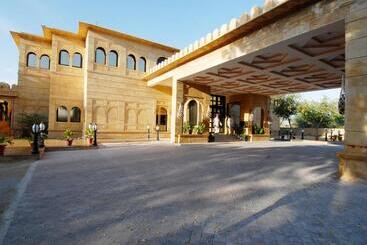 هتل Taj Gorbandh Palace, Jaisalmer