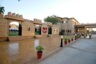 هتل Taj Gorbandh Palace, Jaisalmer