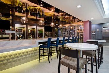 هتل Hampton Inn Nyjfk