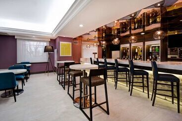 هتل Hampton Inn Nyjfk