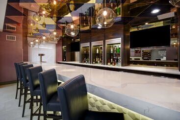 هتل Hampton Inn Nyjfk