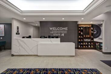 هتل Hampton Inn Nyjfk