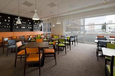 هتل Holiday Inn Express Antwerpen City North, An Ihg