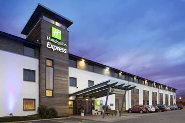 هتل Holiday Inn Express Cambridge, An Ihg