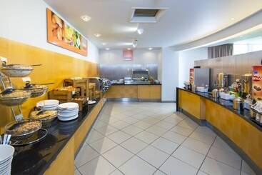 هتل Holiday Inn Express Cambridge, An Ihg