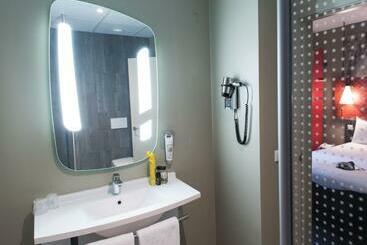 هتل Ibis Madrid Fuenlabrada