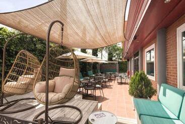 هتل Ibis Madrid Fuenlabrada