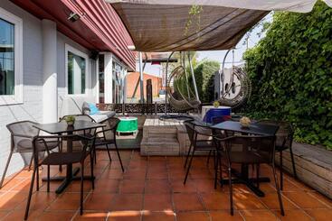 هتل Ibis Madrid Fuenlabrada