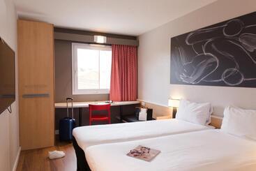 هتل Ibis Madrid Fuenlabrada