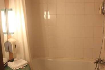 B&b Hotel Mons Gare