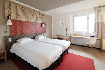 B&b Hotel Mons Gare