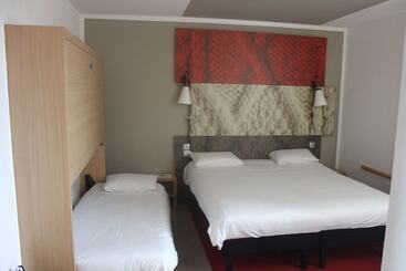 B&b Hotel Mons Gare