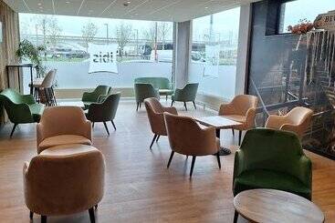 B&b Hotel Mons Gare