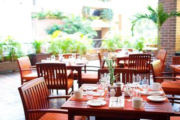 هتل Jw Marriott  Caracas