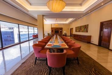هتل Jw Marriott  Caracas