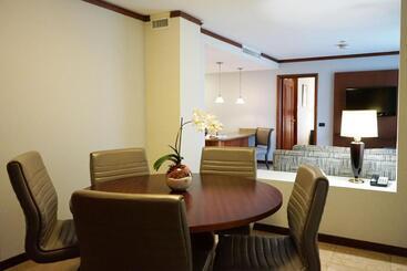 هتل Jw Marriott  Caracas