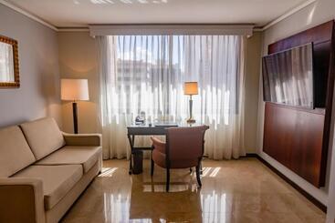 هتل Jw Marriott  Caracas