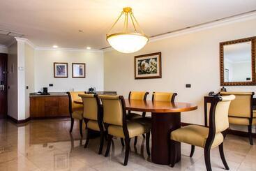هتل Jw Marriott  Caracas