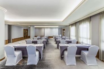Mövenpick Hotel Doha
