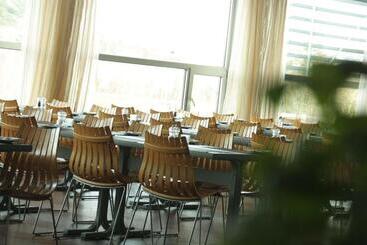 هتل Aiden By Best Western Haugesund Airport
