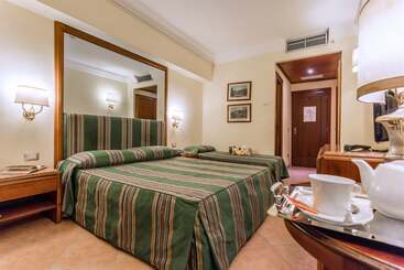 Raeli Hotel Siracusa