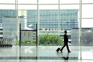 هتل Regal Airport
