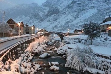 هتل Roca Blanca