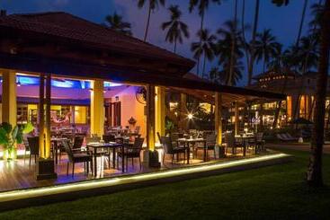 هتل Royal Palms Beach