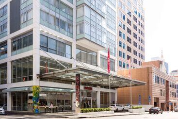 هتل Rydges Auckland