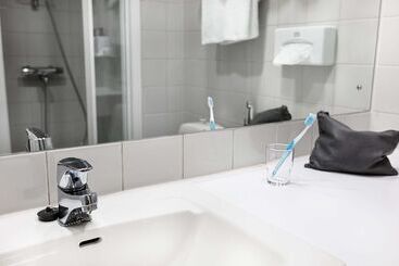 هتل Scandic Plaza Turku