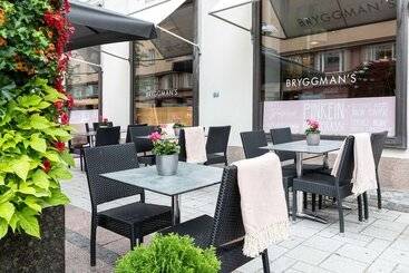 هتل Scandic Plaza Turku