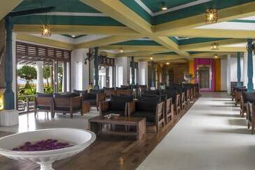 酒店 Tangerine Beach