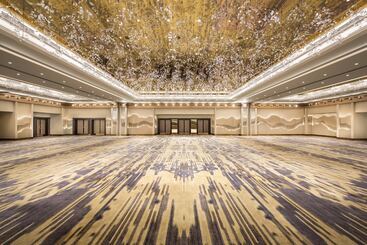 هتل The Ritz Carlton, Istanbul At The Bosphorus