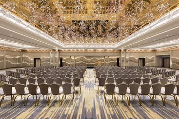هتل The Ritz Carlton, Istanbul At The Bosphorus