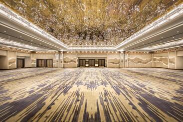 هتل The Ritz Carlton, Istanbul At The Bosphorus