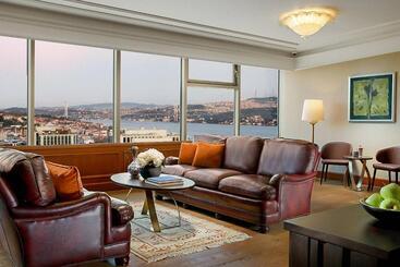 هتل The Ritz Carlton, Istanbul At The Bosphorus