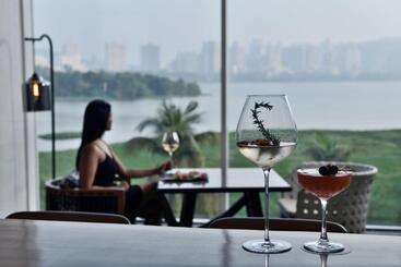 هتل The Westin Mumbai Powai Lake