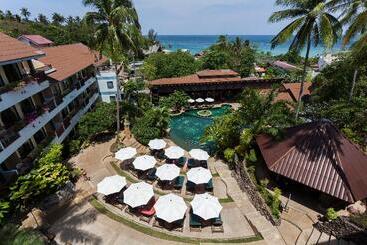 Karona Resort & Spa   Sha Extra Plus