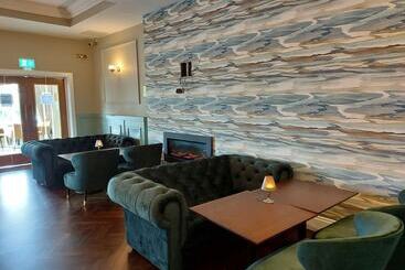 Menlo Park Hotel