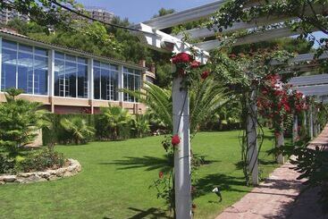 Palasiet Thalasso Clinic & Hotel