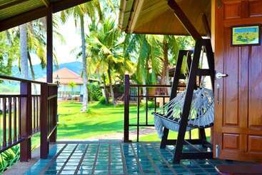 استراحتگاه The Aiyapura Koh Chang