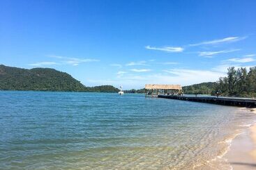 استراحتگاه The Aiyapura Koh Chang