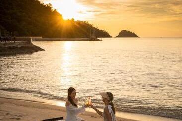 استراحتگاه The Aiyapura Koh Chang