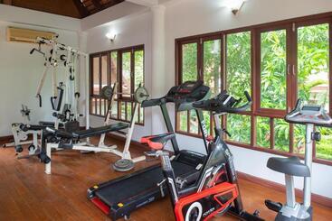 Royal Lanta Resort & Spa