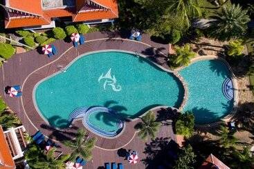 Royal Lanta Resort & Spa