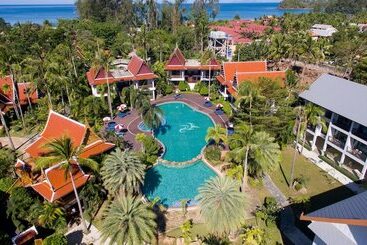 Royal Lanta Resort & Spa