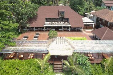 Srilanta Resort And Spa