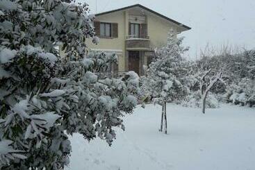 تختخواب و صبحانه Casavittorio