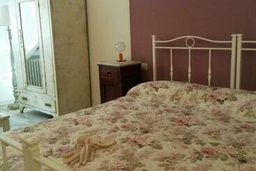 تختخواب و صبحانه Casavittorio
